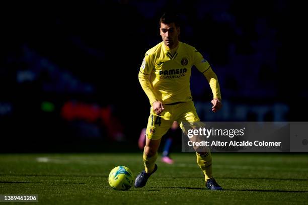 Manu Trigueros of Villarreal CF in action during the LaLiga Santander match between Levante UD and Villarreal CF at Ciutat de Valencia Stadium on...