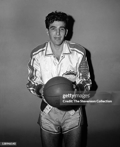 Dolph Schayes of the Syracuse Nationals poses for a mock action portrait circa 1955 at the Onondaga War Memorial Arena in Syracuse, New York. NOTE TO...