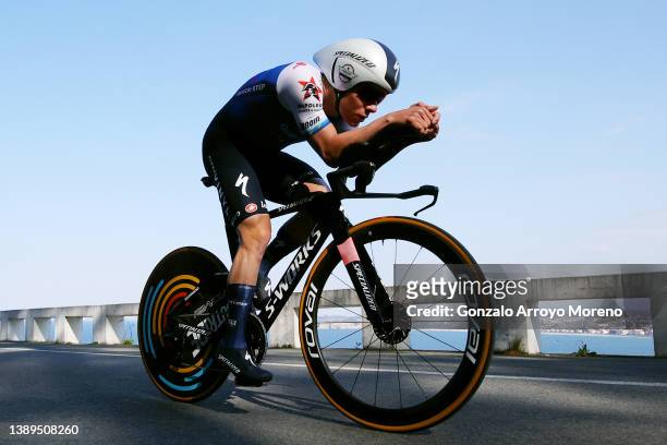 Remco Evenepoel of Belgium and Team Quick-Step - Alpha Vinyl sprints during the 61st Itzulia Basque Country 2022 - Stage 1 a 7,5km individual time...
