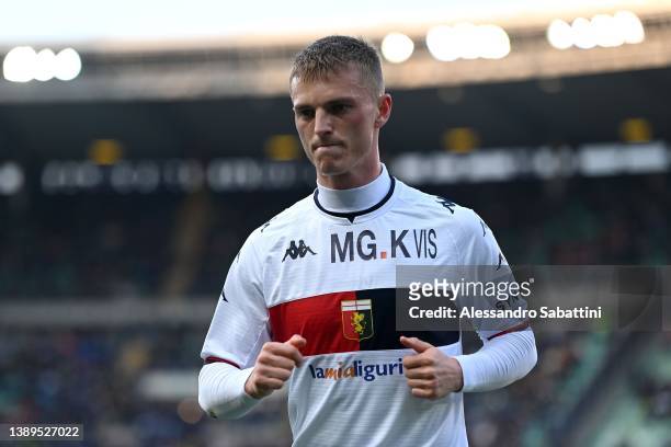 Albert Gudmundsson of Genoa CFC looks on during the Serie A match between Hellas and Genoa CFC at Stadio Marcantonio Bentegodi on April 04, 2022 in...