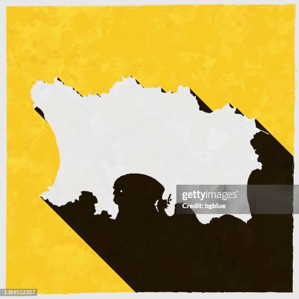 jersey-karte mit langem schatten auf strukturiertem gelbem hintergrund - jersey channel islands stock-grafiken, -clipart, -cartoons und -symbole