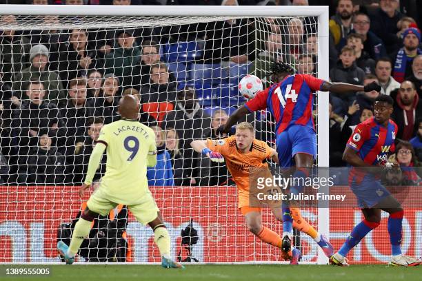 Jean-Philippe Mateta of Crystal Palace scores their side's first goal during the Premier League match between Crystal Palace and Arsenal at Selhurst...