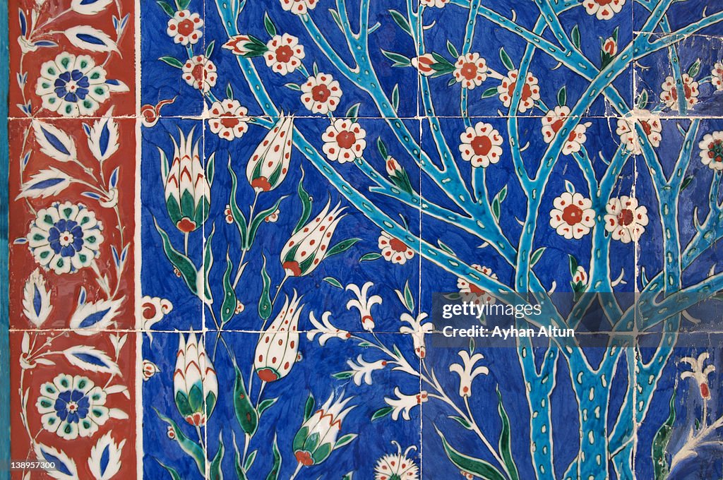Innik Tile Iznik Tiles In Harem Topkapi Palace High-Res Stock Photo - Getty Images