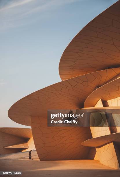 daily life in doha - doha museum stock pictures, royalty-free photos & images