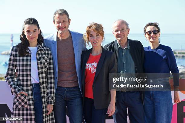 Marilou Aussilloux, Jean-Xavier de Lestrade, Alix Poisson, Antoine Lacomblez and Séverine Werba attend the "Jeux D'Influence, Les Combattantes"...