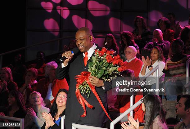 Sherri Shepherd's husband, Lamar Sally gave the co-host an emotional Valentine's Day surprise by serenading her and presenting her with roses live...