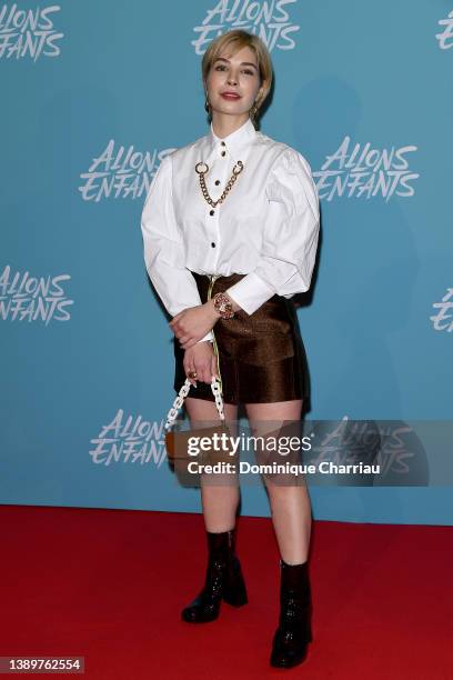 Alix Bénézech attends "Allons Enfants" Premiere at Le Grand Rex on April 05, 2022 in Paris, France.