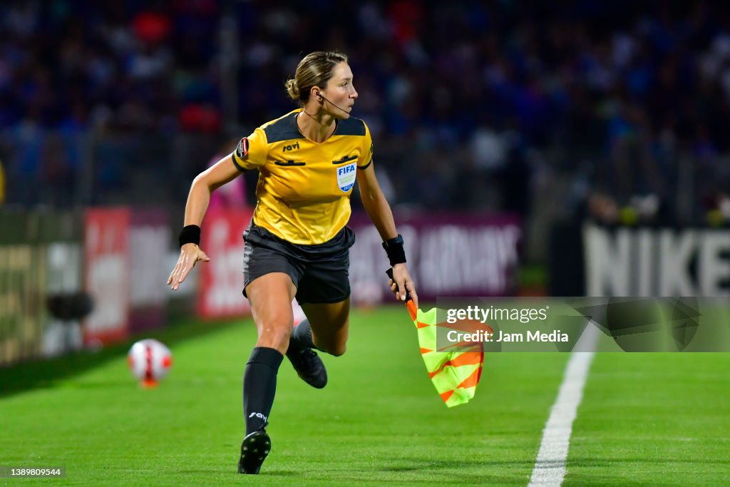 Pumas UNAM v Cruz Azul - CONCACAF Champions League 2022