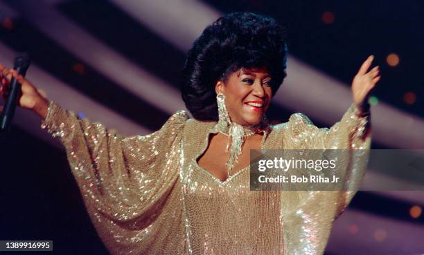 Patti Labelle performs during 'Hollywood 100th Birthday' celebration, April 26, 1987 in Hollywood section of Los Angeles, California.