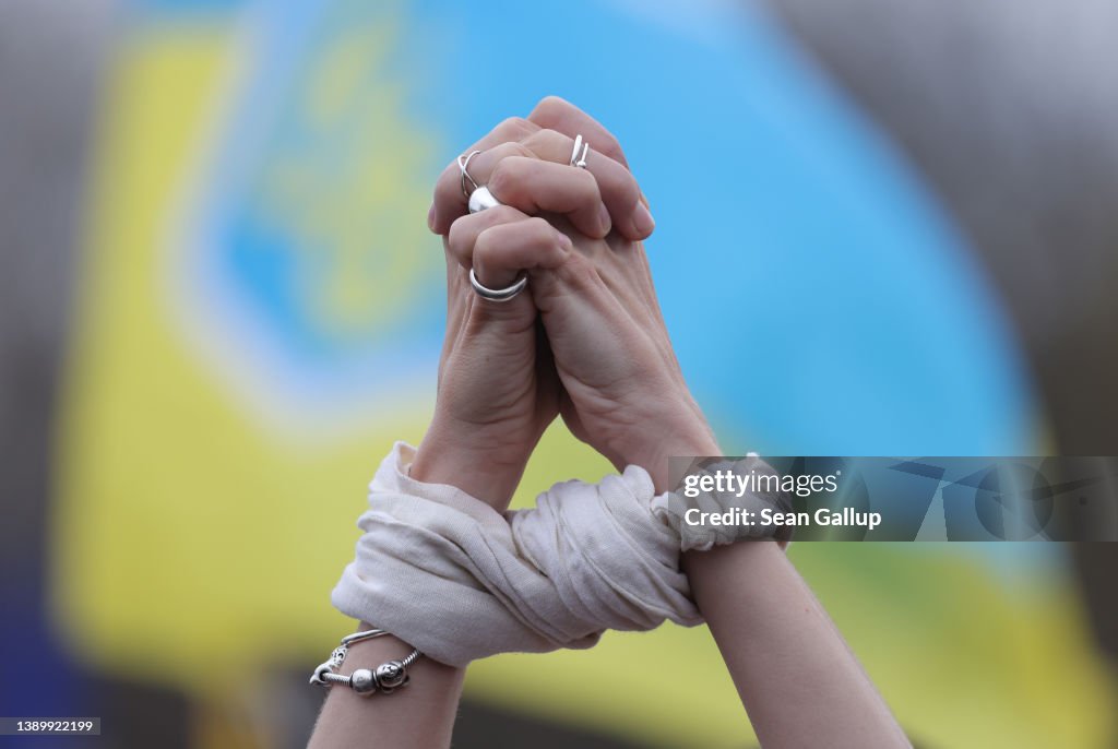 Protesters Demand Full Embargo Against Russia, Decry Civilian Deaths In Ukraine War