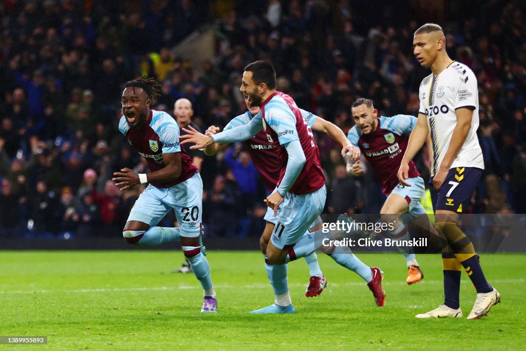 Burnley v Everton - Premier League