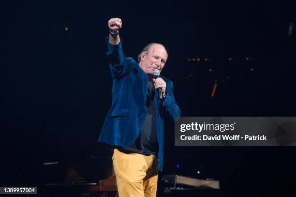 Hans Zimmer performs at AccorHotels Arena on April 6, 2022 in Paris, France.