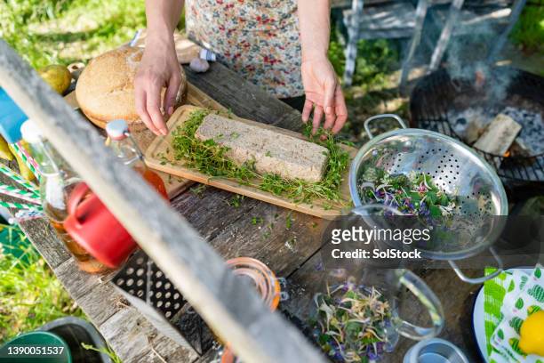sustainable cooking and eating - country origin training session stock pictures, royalty-free photos & images