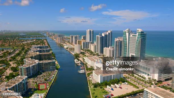 three islands - hallandale beach stock pictures, royalty-free photos & images