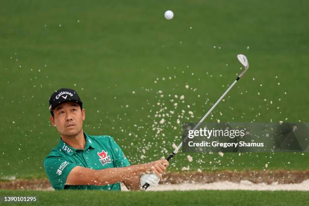 Kevin Na plays his shot from the bunker on the second hole during the first round of the Masters at Augusta National Golf Club on April 07, 2022 in...