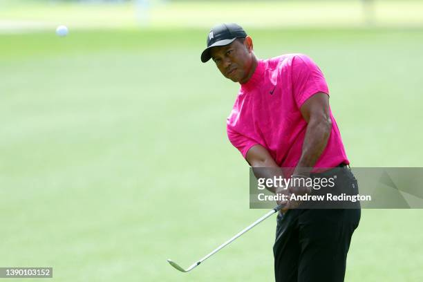 Tiger Woods plays his shot on the first hole during the first round of the Masters at Augusta National Golf Club on April 07, 2022 in Augusta,...