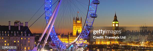 london at dusk - ruota panoramica foto e immagini stock