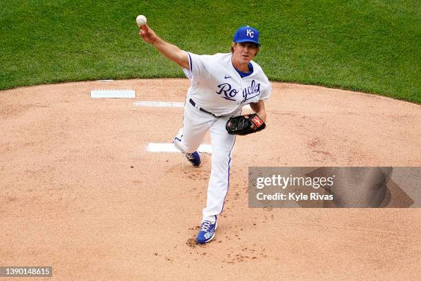 Zack Greinke of the Kansas City Royals pitches against the Cleveland Guardians in the first inning during Opening Day at Kauffman Stadium on April 7,...