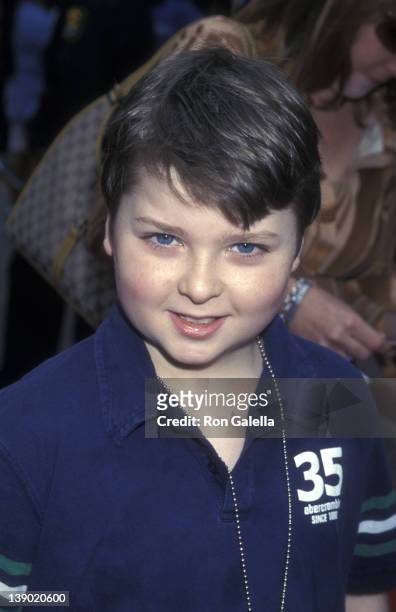 Actor Spencer Breslin attends the world premiere of "Prancer Returns" on November 10, 2001 at the Universal Cinema in Universal City, California.