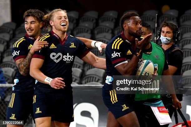 Mosese Dawai of the Highlanders celebrates after scoring a try during the round eight Super Rugby Pacific match between the Highlanders and the Moana...
