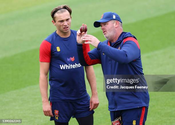 Mick Lewis, bowling coach of Essex interacts with Aaron Beard of Essex prior to Day Two the LV= Insurance County Championship match between Essex and...