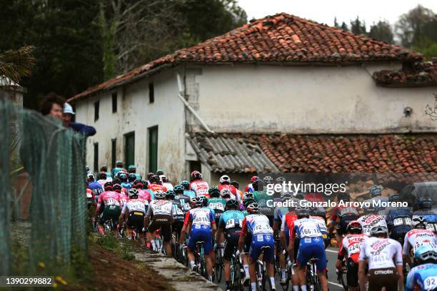 General view of the peloton competing during the 61st Itzulia Basque Country 2022 - Stage 5 a 163,8km stage from Zamudio to Mallabia 305m / #itzulia...