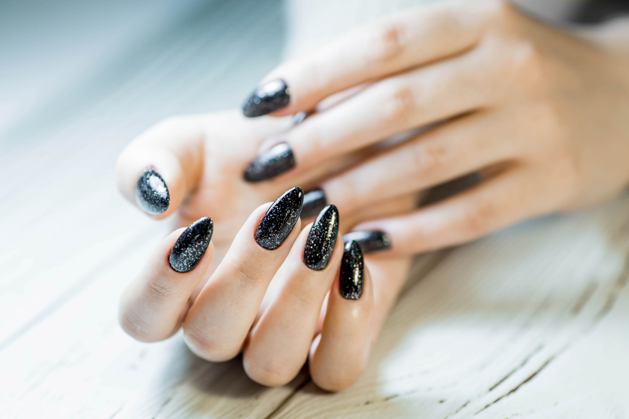 glitter nails