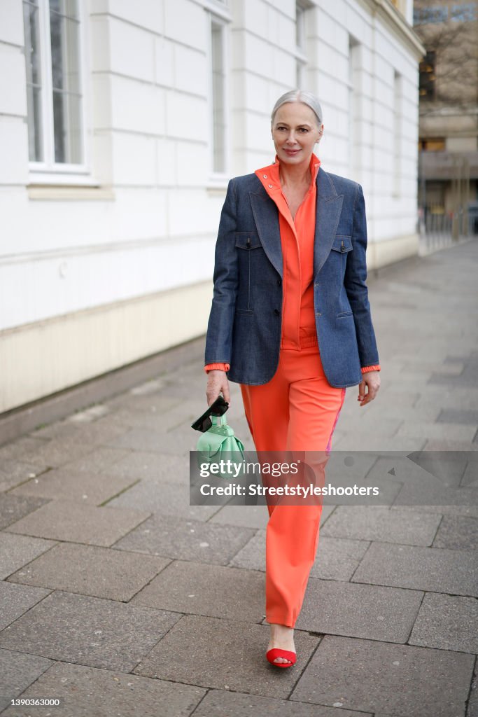 Street Style - Hamburg - April, 2022