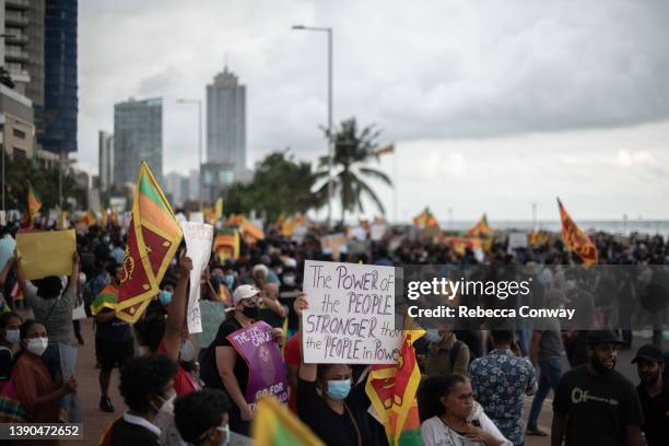 Sri Lankan protesters gather at the Galle Face seafront during weekend protests amid the country's ongoing economic and political crisis on April 09,...