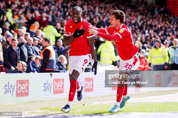 Keinan Davis of Nottingham Forest celebrates with teammate Brennan Johnson after scoring their side's first goal during the Sky Bet Championship...