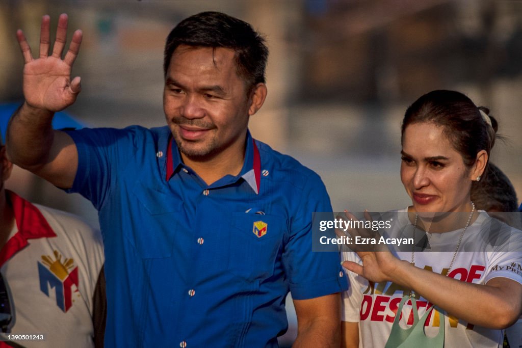 Philippines Presidential Candidate Pacquiao Campaigns In Manila