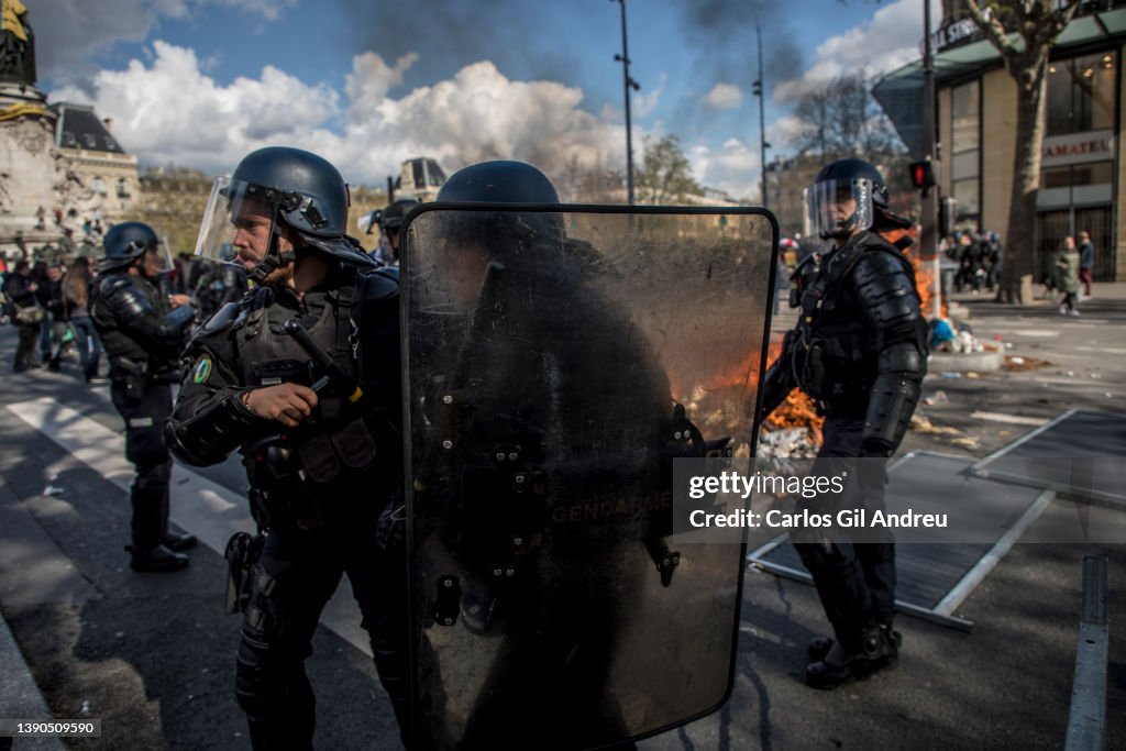 Protestors Rally In Paris On Eve Of Presidential Elections