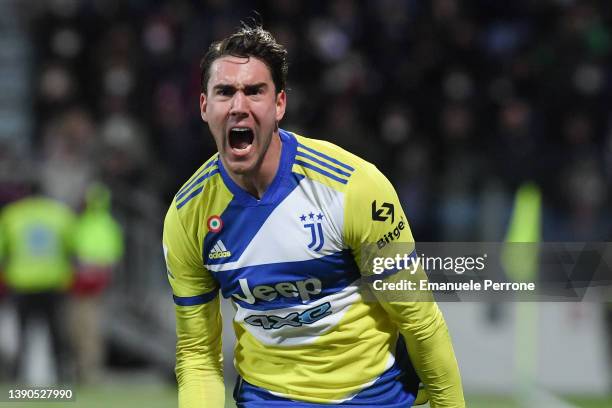 Dusan Vlahovic of Juventus celebrates a second goal during the Serie A match between Cagliari Calcio v Juventus on April 09, 2022 in Cagliari, Italy.