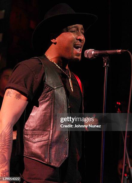 Ronnie Valentine Photos and Premium High Res Pictures Getty Images