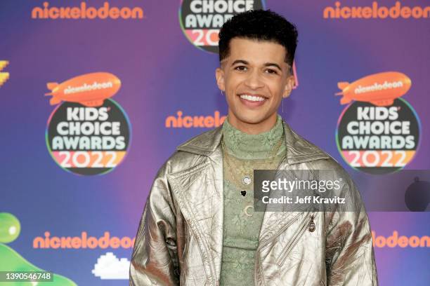 Jordan Fisher attends the 2022 Nickelodeon Kid's Choice Awards at Barker Hangar on April 09, 2022 in Santa Monica, California.