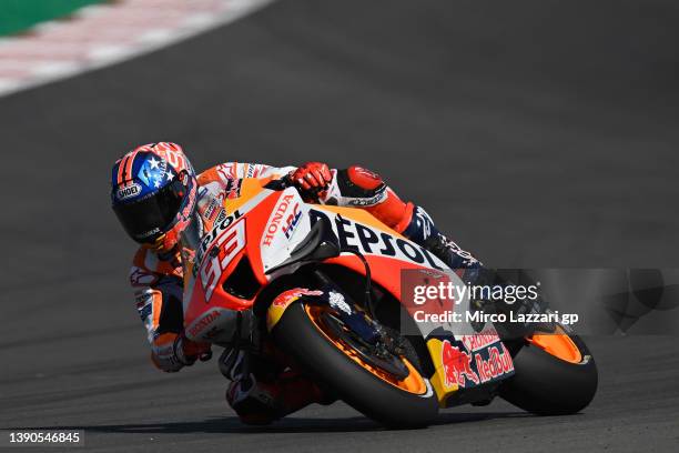 Marc Marquez of Spain and Repsol Honda Team rounds the bend during the MotoGP qualifying practice during the MotoGP Of The Americas - Qualifying on...