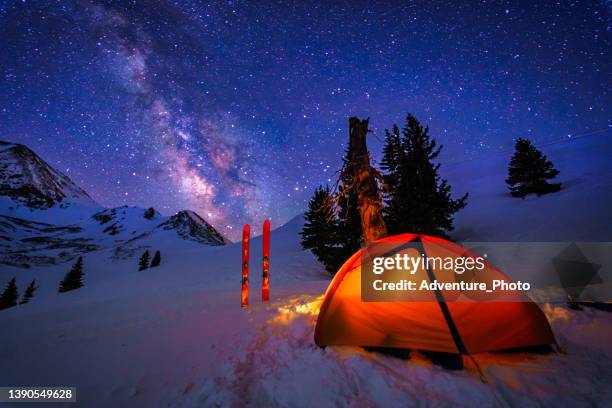 ski mountainerring winter camping - nordic skiing stock pictures, royalty-free photos & images