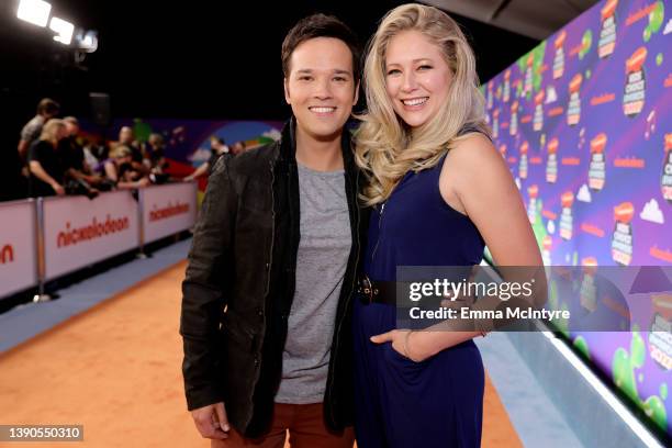 Nathan Kress and London Elise Kress attend the Nickelodeon's Kids' Choice Awards 2022 at Barker Hangar on April 09, 2022 in Santa Monica, California.