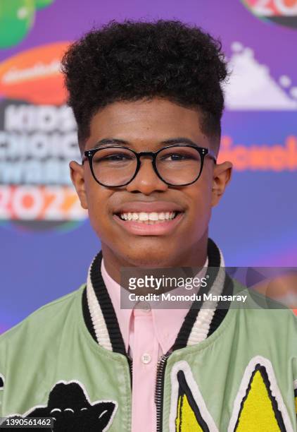 Isaiah Crews attends the Nickelodeon's Kids' Choice Awards 2022 at Barker Hangar on April 09, 2022 in Santa Monica, California.