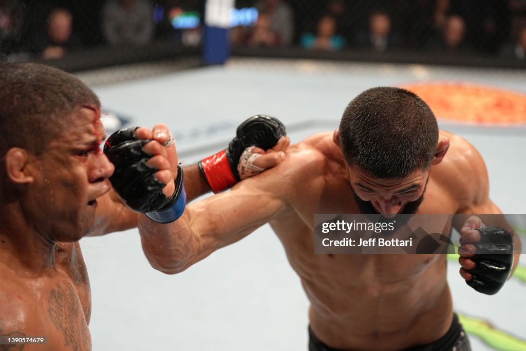 UFC 273: Burns v Chimaev