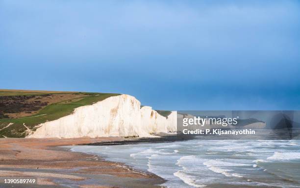 seven sisters cliffs - seven sisters uk stock pictures, royalty-free photos & images