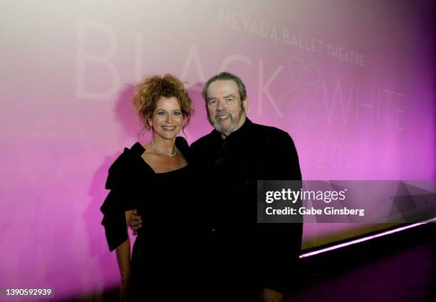 Laura Savini Webb and her husband, songwriter Jimmy Webb pose during the 38th annual Black and White Ball honoring Judy Collins as Nevada Ballet...