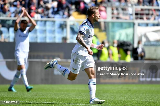 Ciro Immobile of SS Lazio celebrates a second goal with his team mates during the Serie A match between Genoa CFC v SS Lazio on April 10, 2022 in...