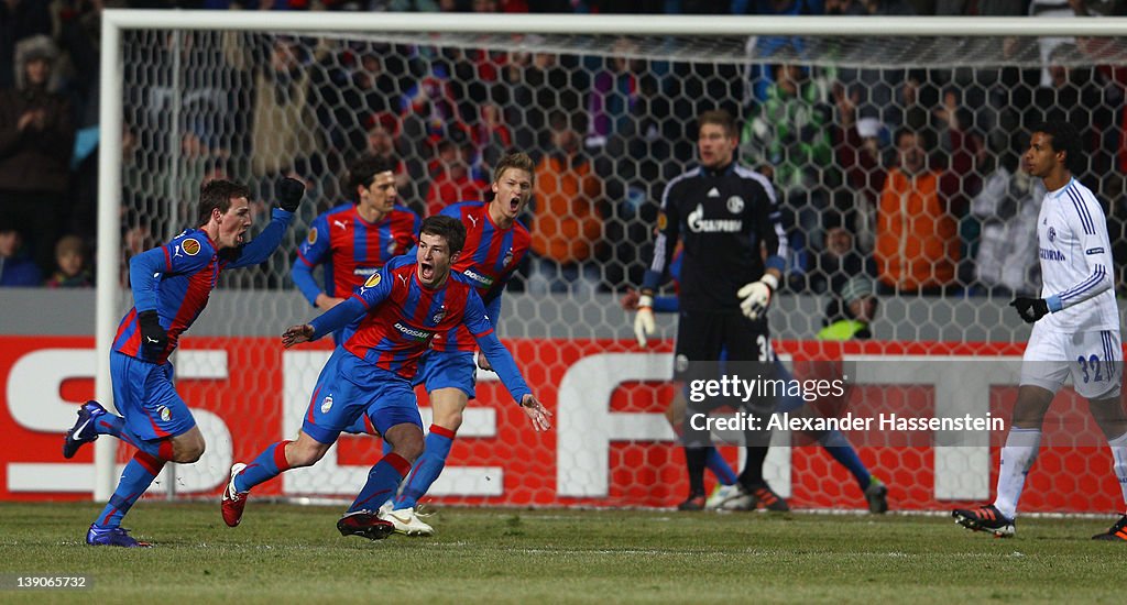 FC Viktoria Plzen v FC Schalke 04 - UEFA Europa League Round of 32