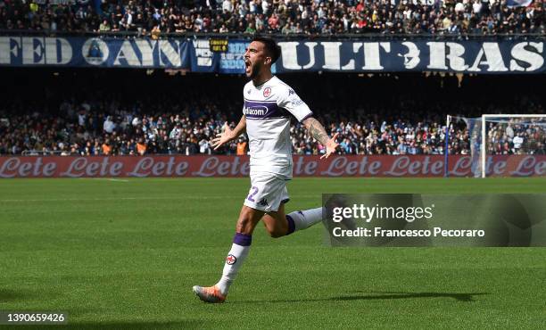 Nicolas Gonzalez of Fiorentina celebrates after scoring their side's first goal during the Serie A match between SSC Napoli and ACF Fiorentina at...