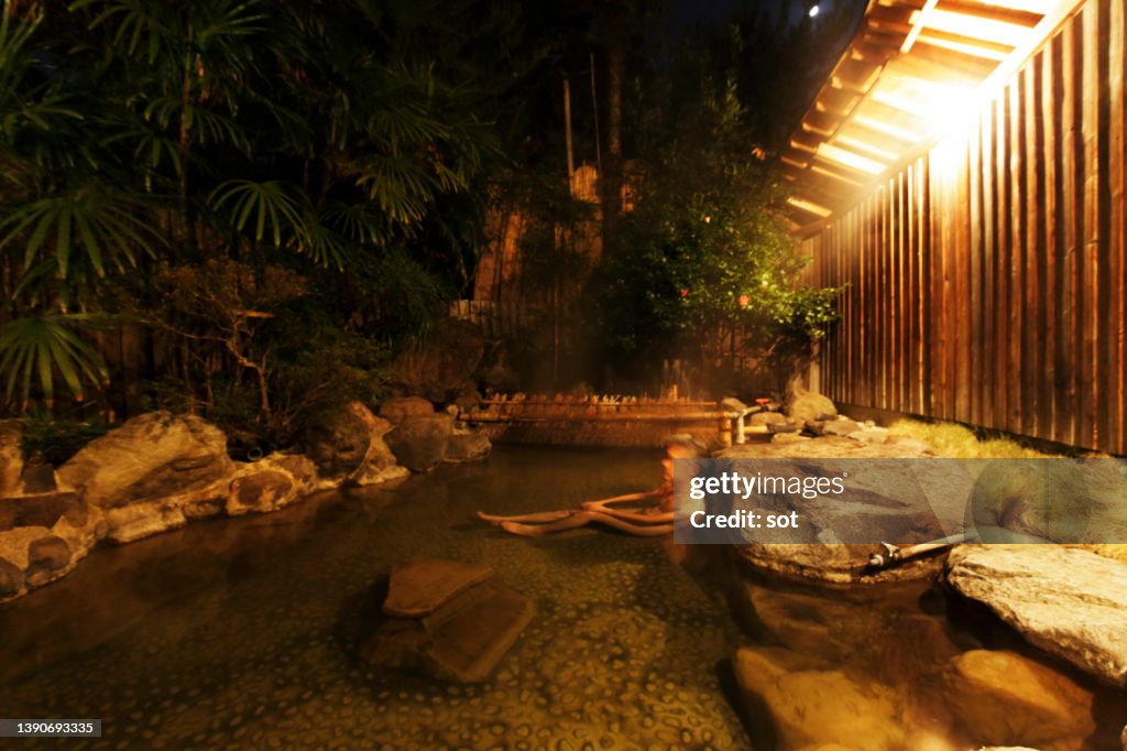 Japanese Hit Spring Male Soak In A Outdoor Japanese Onsen Hot Spring At Night High-Res ...