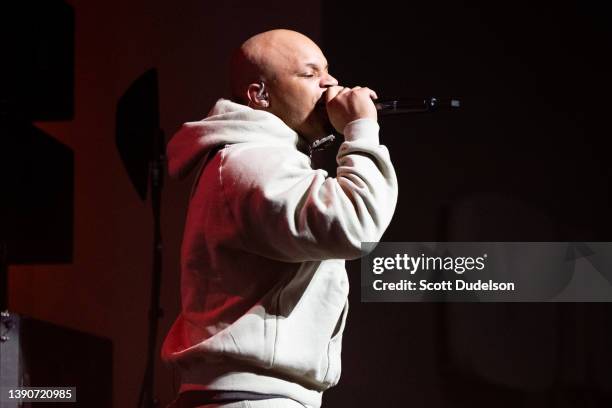 Dlo Rapper 68 Doodie Stock Photos, High-Res Pictures, and Images - Getty Images