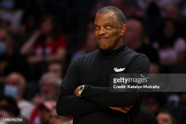 Head coach Alvin Gentry of the Sacramento Kings reacts to a play during the first half against the Los Angeles Clippers at Crypto.com Arena on April...