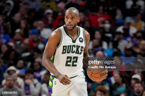 Khris Middleton of the Milwaukee Bucks handles the ball against the Detroit Pistons during the third quarter at Little Caesars Arena on April 08,...