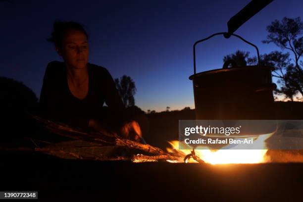 Outback Cook Training Outback Cooking Photos and Premium High Res Pictures - Getty Images
